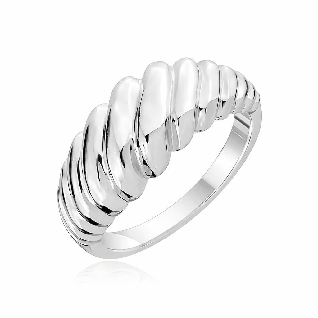 Ribbed Croissant Ring